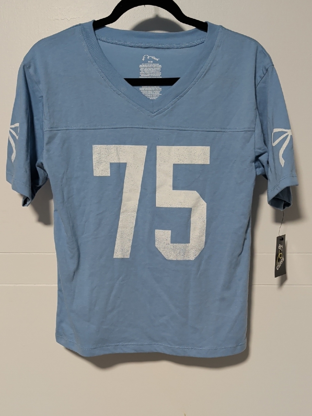 art class V-Neck Tee '75 For Bow Sleeve